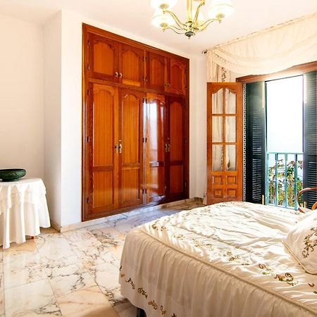 Вілла Casa Lola Centro De Нерха Екстер'єр фото