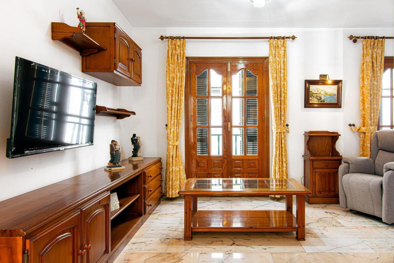 Вілла Casa Lola Centro De Нерха Екстер'єр фото